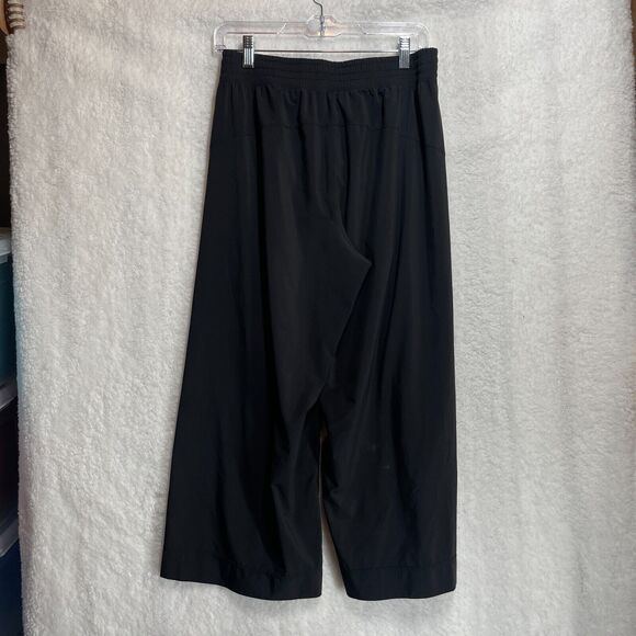Lululemon Wanderer Culotte Wide Leg Pants 8 Black Pockets Swift Lightweight - Picture 13 of 14